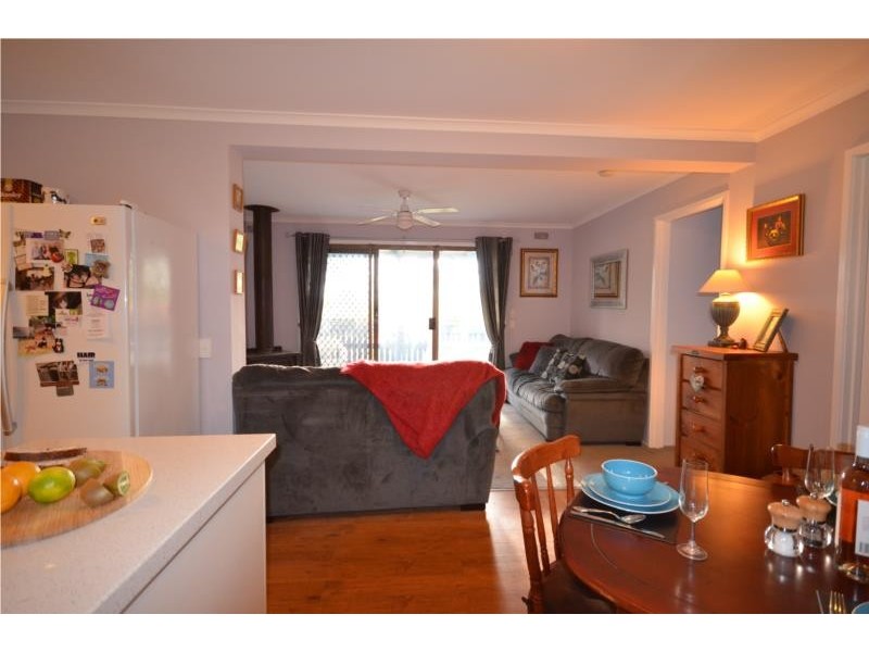 18 Davis Street, Nyora VIC 3987