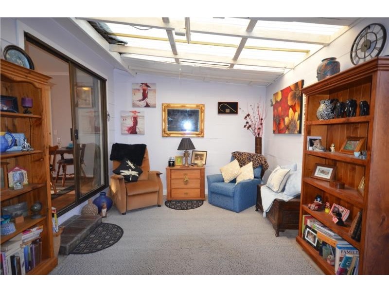 18 Davis Street, Nyora VIC 3987