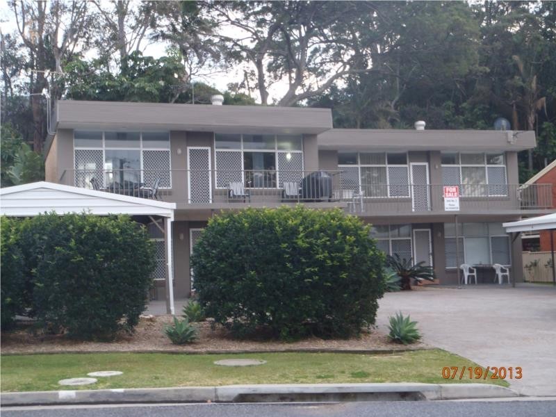 33 Sandy Beach Road, Coffs Harbour NSW 2450