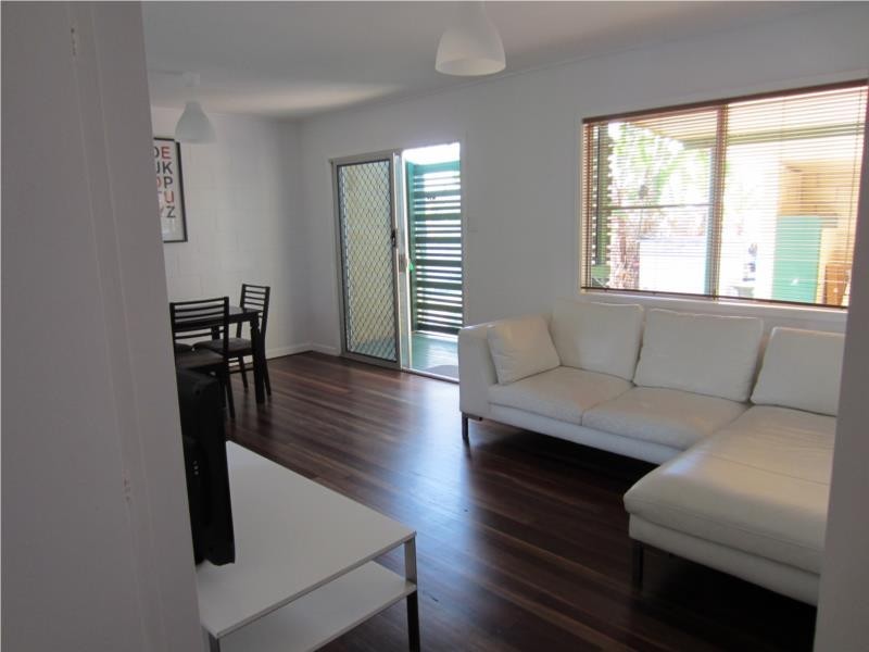 1/3 Sam Street, West Gladstone QLD 4680