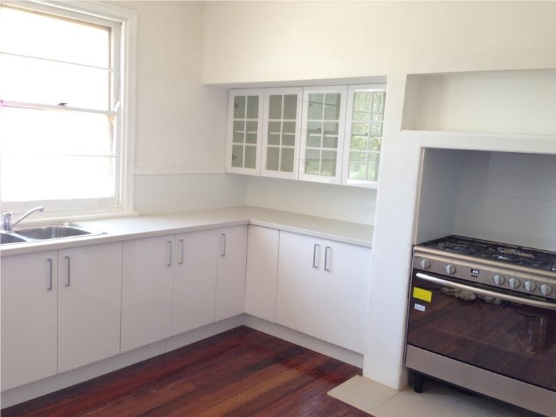 375 South Street, Hilton WA 6163
