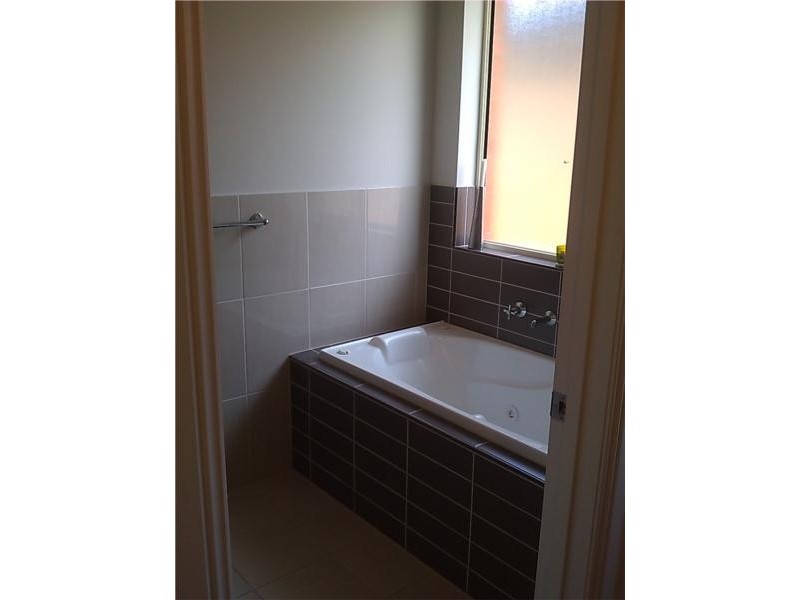 16 Haven road, Mansfield Park SA 5012