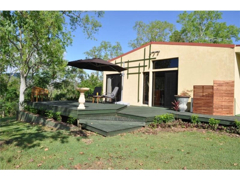 4 Hancock Road, Alligator Creek QLD 4816
