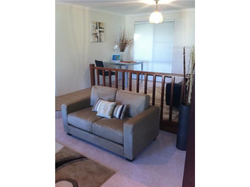 301 Summerlakes Parade, Ballajura WA 6066