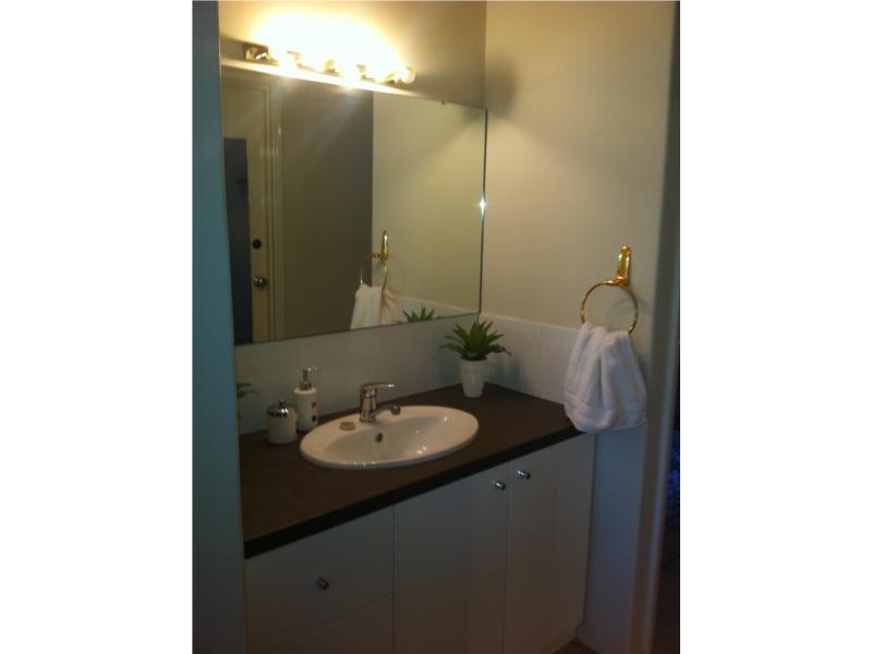 301 Summerlakes Parade, Ballajura WA 6066