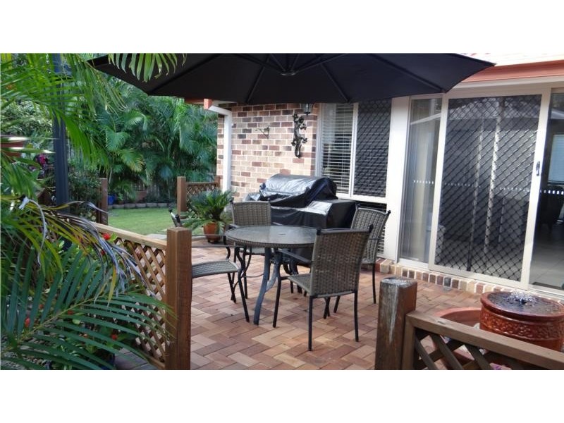 4 Chelsea Place, Robina QLD 4226