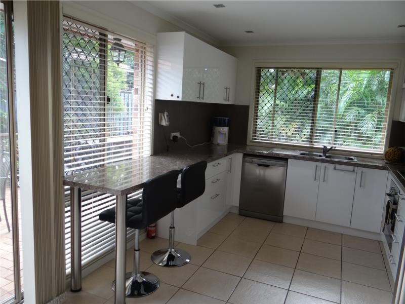 4 Chelsea Place, Robina QLD 4226