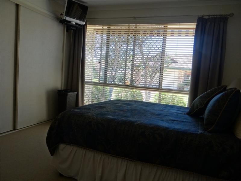 4 Chelsea Place, Robina QLD 4226