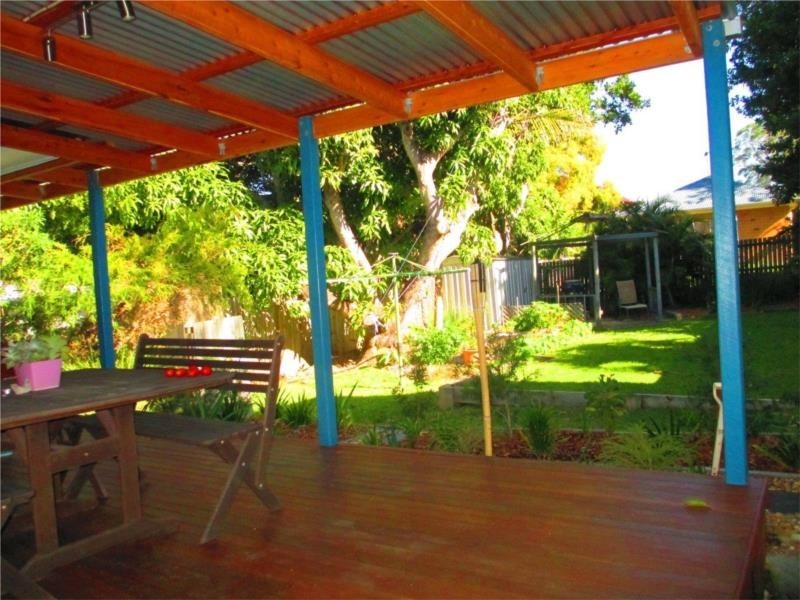 5 Bournewood Street, Brighton QLD 4017