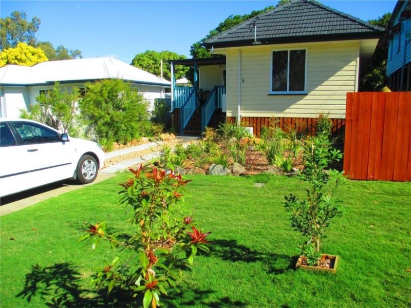 5 Bournewood Street, Brighton QLD 4017