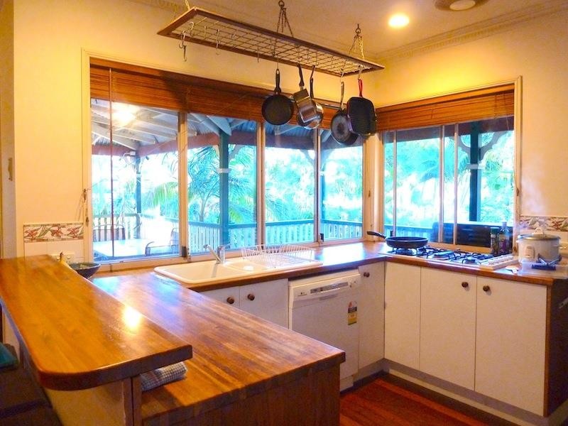 91 Karawatha Drive, Mountain Creek QLD 4557