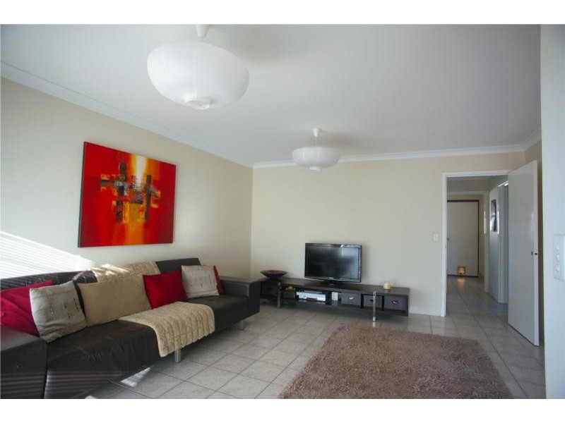 26b Pinewood Green, Mirrabooka WA 6061