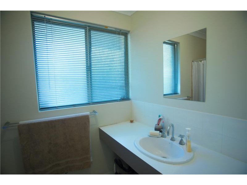 26b Pinewood Green, Mirrabooka WA 6061