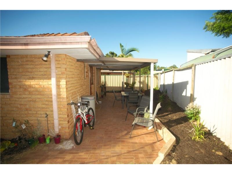 26b Pinewood Green, Mirrabooka WA 6061