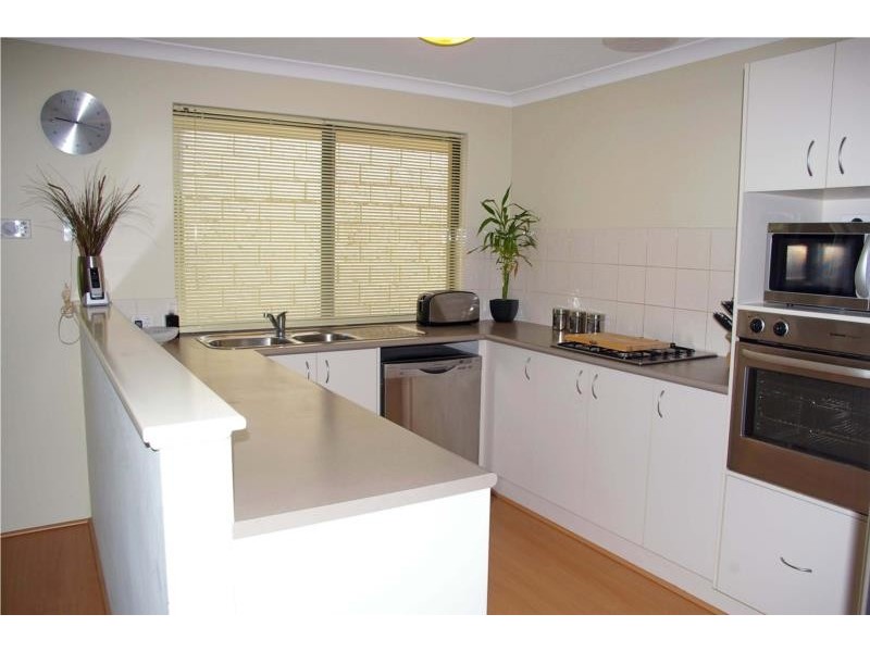 70 Grand Parade, Redcliffe WA 6104