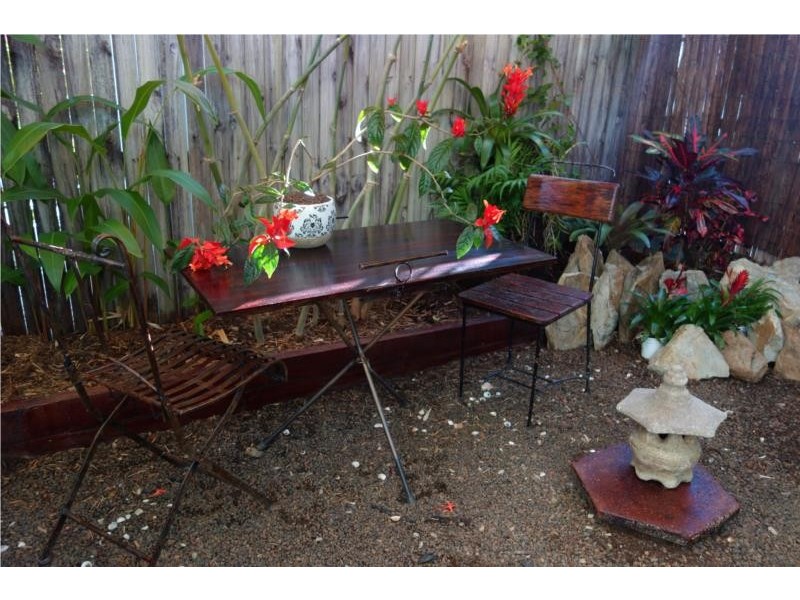 1/28 Oliva Street, Palm Cove QLD 4879