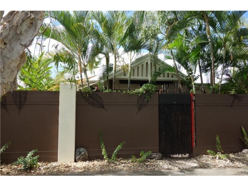 1/28 Oliva Street, Palm Cove QLD 4879