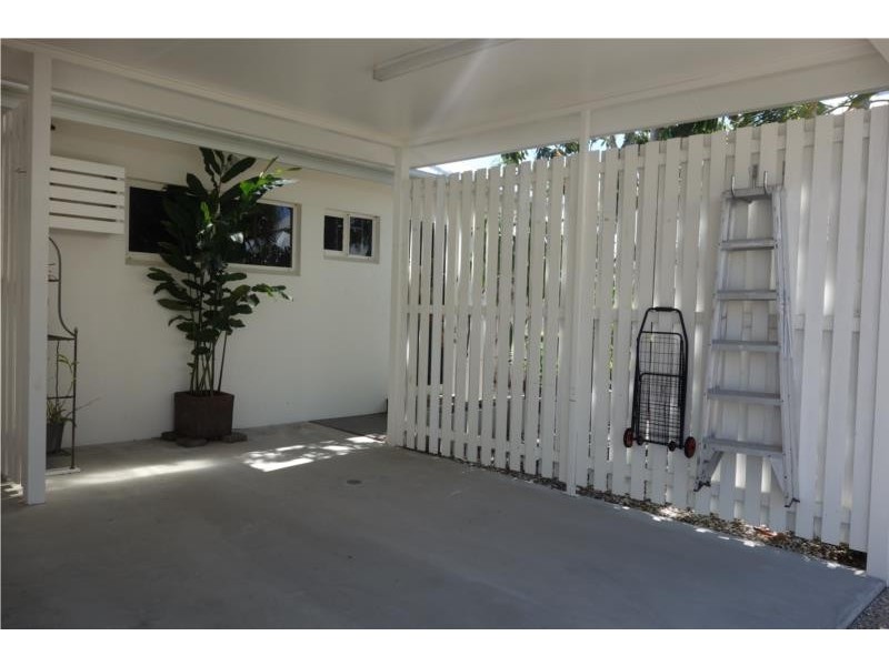 1/28 Oliva Street, Palm Cove QLD 4879