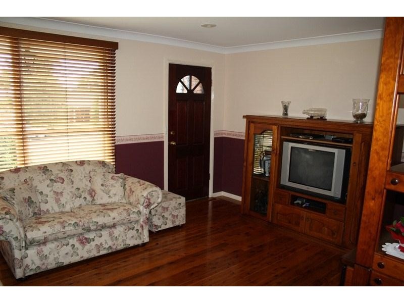 64 Timaru Grove, South Penrith NSW 2750