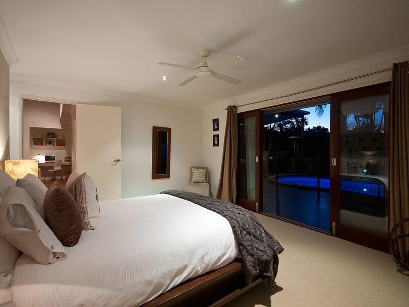 59 Barrier Reef Drive, Mermaid Waters QLD 4218