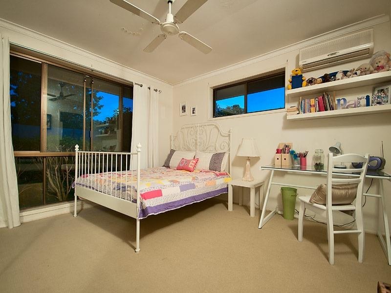 59 Barrier Reef Drive, Mermaid Waters QLD 4218