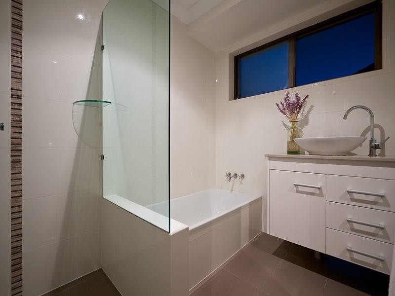 59 Barrier Reef Drive, Mermaid Waters QLD 4218