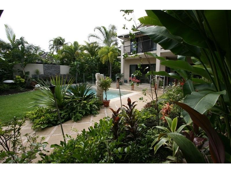 7/11-17 St Crispins Ave, Port Douglas QLD 4877