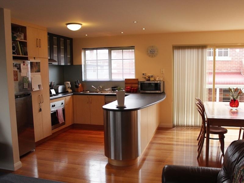2/5 Flinders Lane, Sandy Bay TAS 7005