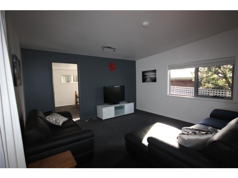 8 Tangara Road, Mount Nelson TAS 7007