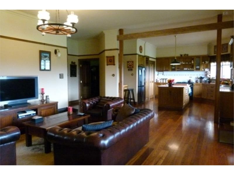 410 Old Sale Road, Drouin West VIC 3818