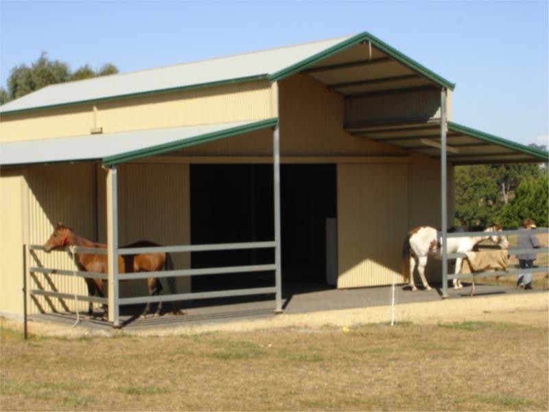 410 Old Sale Road, Drouin West VIC 3818