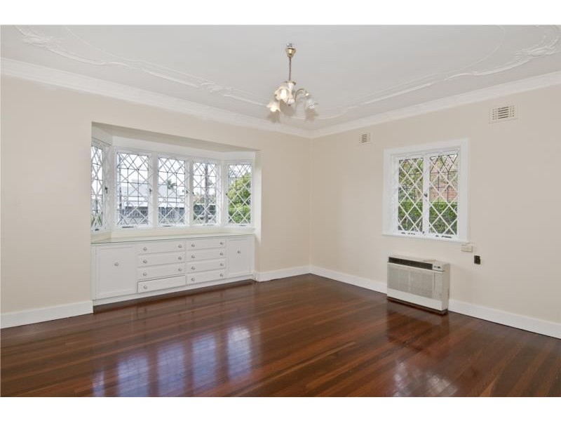 499 Old Cleveland Road, Camp Hill QLD 4152