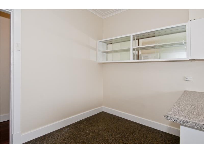 499 Old Cleveland Road, Camp Hill QLD 4152