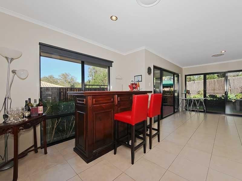 27 Treeline Circuit, Upper Coomera QLD 4209