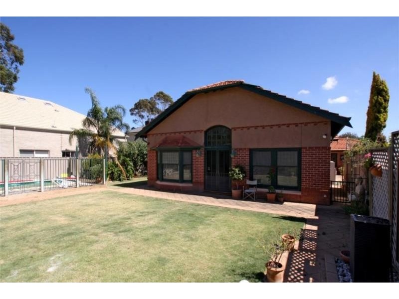 5 Cecelia Street, Hove SA 5048