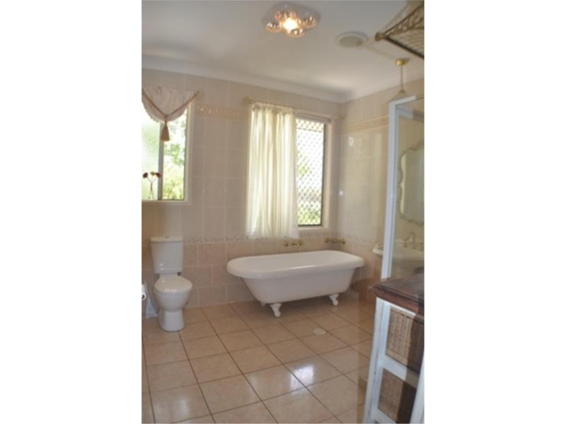 7 Salwood Place, Beenleigh QLD 4207