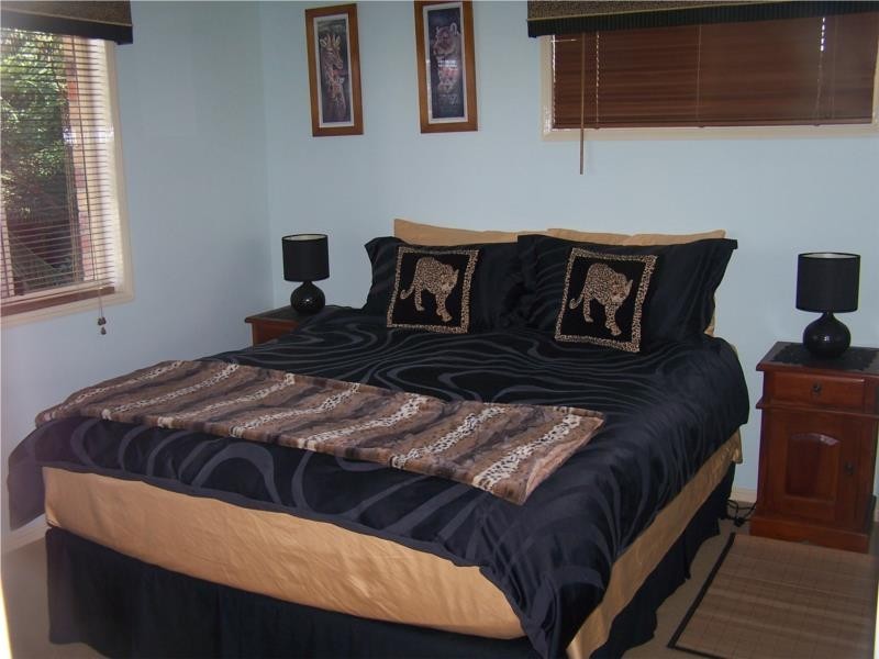 12 Chauvel Court, Boyne Island QLD 4680