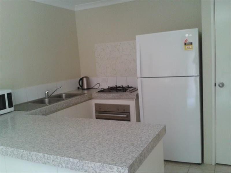 14/33 Seaforth Ave, Gosnells WA 6110