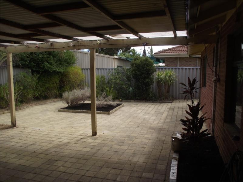 13 Wilga Street, Maddington WA 6109