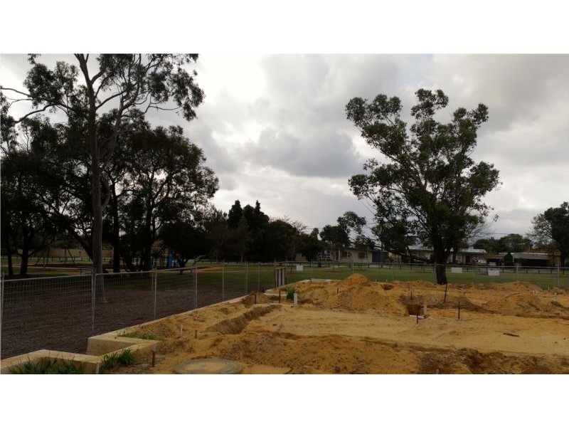 1/21 Brackley Road, Armadale WA 6112