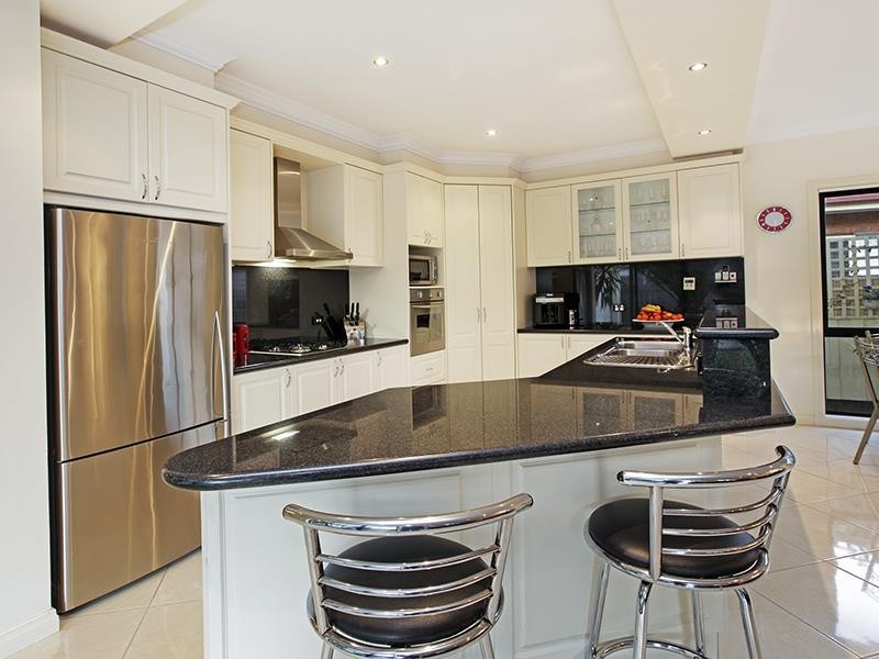 74 Coakley Crescent, Lovely Banks VIC 3221