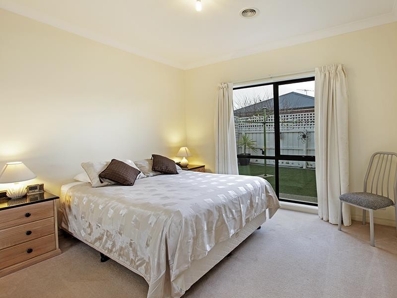 74 Coakley Crescent, Lovely Banks VIC 3221