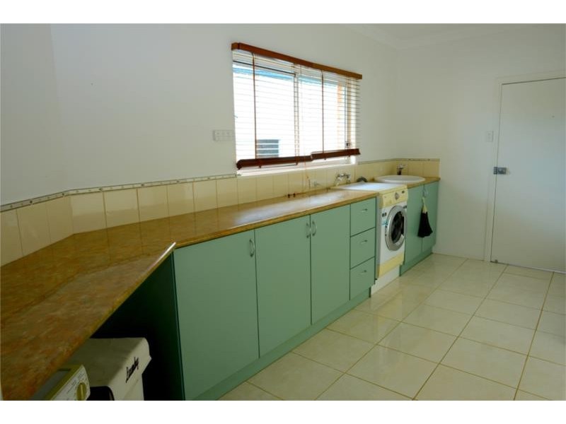 23 Bernborough Place, Bridgeman Downs QLD 4035