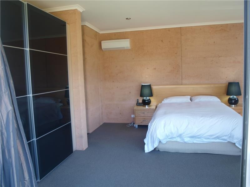 70 Holyoake Road, Dwellingup WA 6213