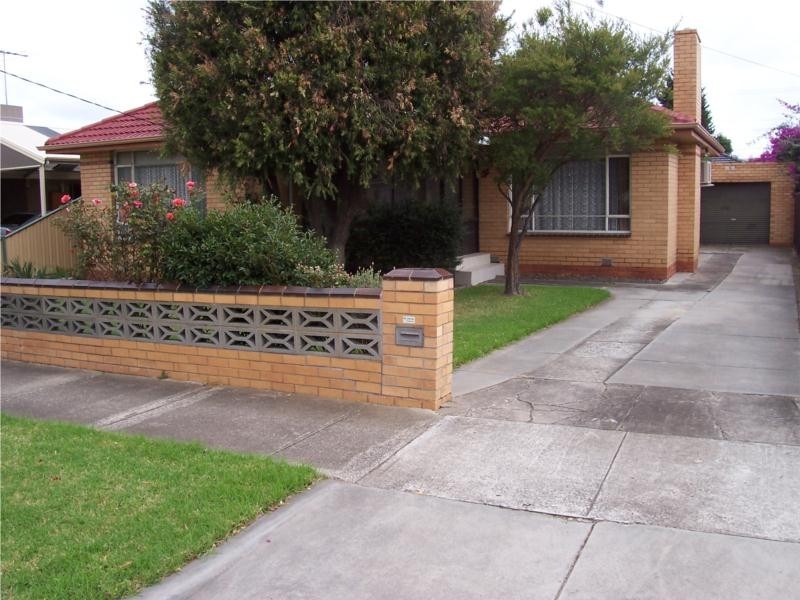 51 Ginifer Avenue, Altona North VIC 3025