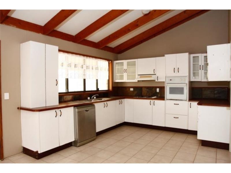 12 Amy Drive, Laidley Heights QLD 4341