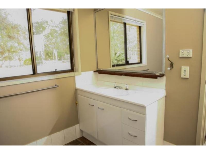 12 Amy Drive, Laidley Heights QLD 4341