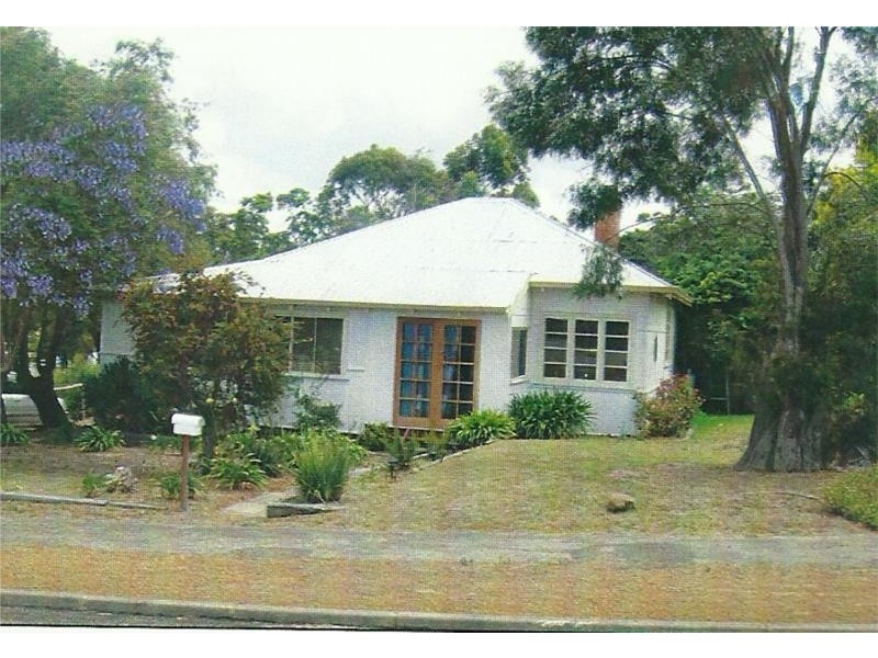 43 Deane Street, Mount Barker WA 6324