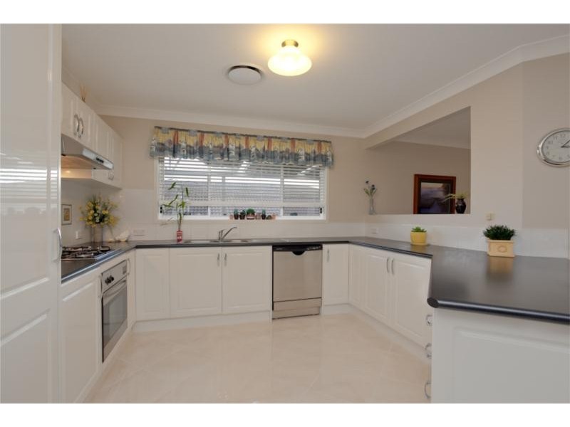 23 The Hill, Valentine NSW 2280