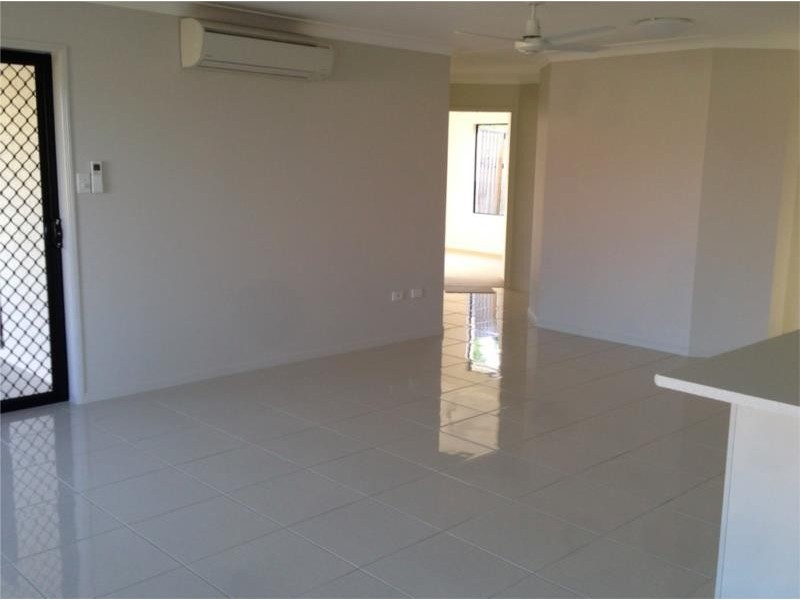 1 Girraween Avenue, Douglas QLD 4814